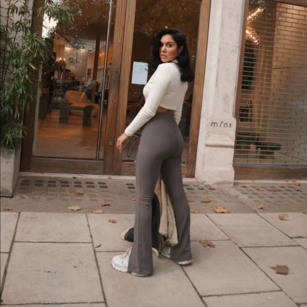 Zara Split-Hem Ribbed Pants - Picture 4 of 7